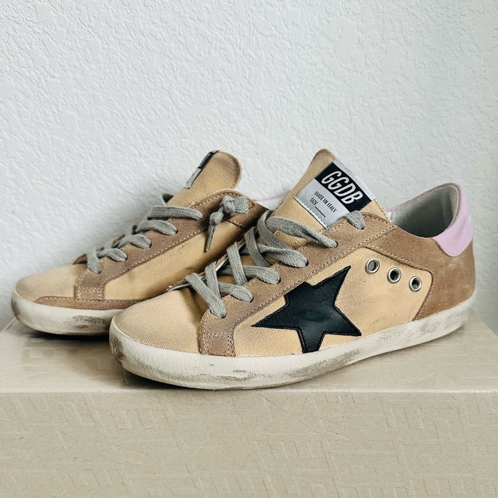 Golden Goose Superstars